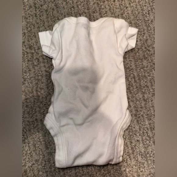 Babies R us onesie - Picture 2 of 3